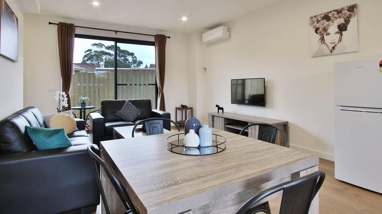 <b>Quality Apartments Dandenong Room</b>. Images powered by <a href="https://iceportal.shijigroup.com/" title="IcePortal" target="_blank">IcePortal</a>.