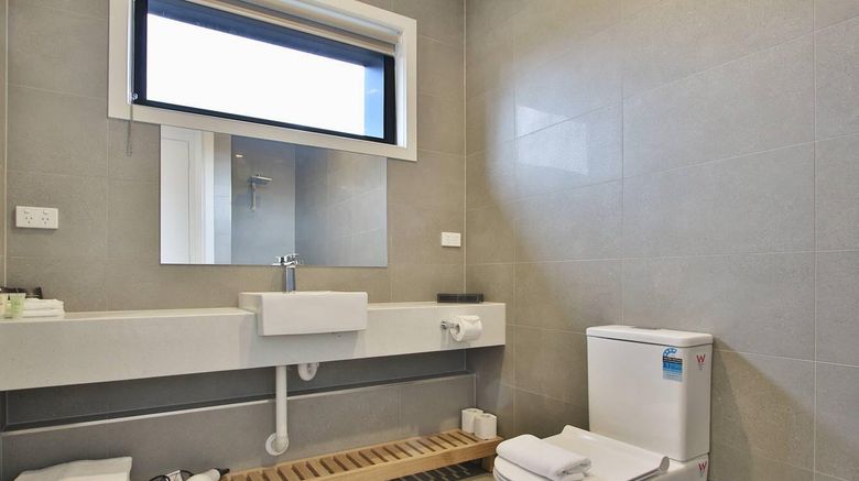 <b>Quality Apartments Dandenong Room</b>. Images powered by <a href="https://iceportal.shijigroup.com/" title="IcePortal" target="_blank">IcePortal</a>.