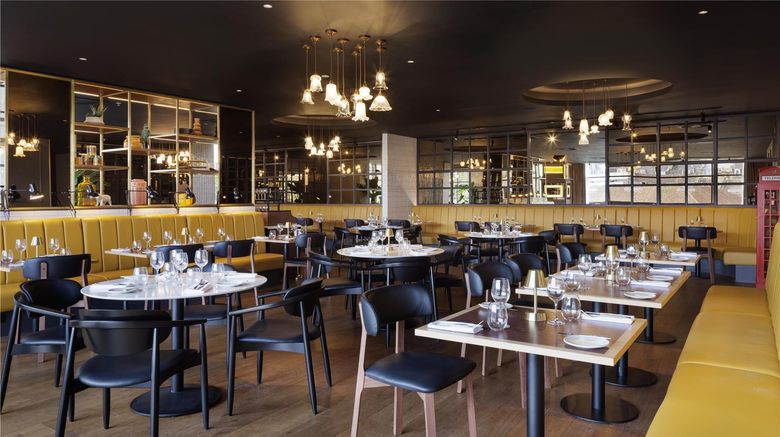 <b>DoubleTree by Hilton Bath Restaurant</b>. Images powered by <a href="https://iceportal.shijigroup.com/" title="IcePortal" target="_blank">IcePortal</a>.
