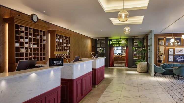 DoubleTree by Hilton Bath Lobby