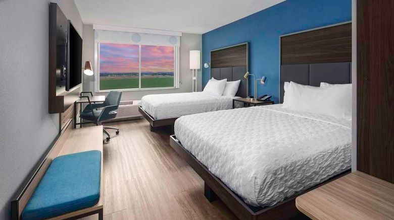 <b>Tru by Hilton Goodyear Phoenix West Room</b>. Images powered by <a href="https://iceportal.shijigroup.com/" title="IcePortal" target="_blank">IcePortal</a>.