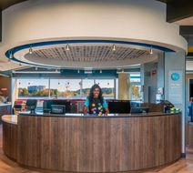 Tru by Hilton Savannah Airport Lobby
