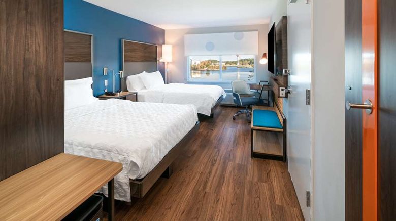 <b>Tru by Hilton Savannah Airport Room</b>. Images powered by <a href="https://iceportal.shijigroup.com/" title="IcePortal" target="_blank">IcePortal</a>.