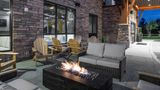 Hampton Inn Verona at Turning Stone Exterior