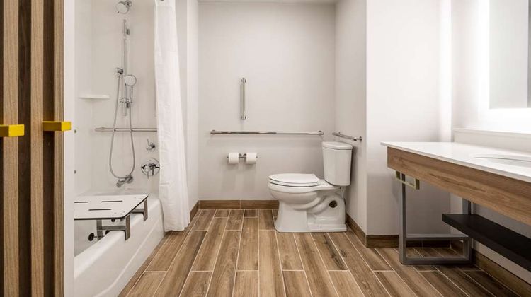 Hampton Inn Verona at Turning Stone Room