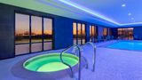 <b>La Quinta Inn & Suites by Wyndham Pool</b>. Images powered by <a href="https://iceportal.shijigroup.com/" title="IcePortal" target="_blank">IcePortal</a>.