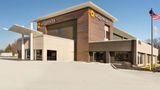 <b>La Quinta Inn & Suites by Wyndham Exterior</b>. Images powered by <a href="https://iceportal.shijigroup.com/" title="IcePortal" target="_blank">IcePortal</a>.