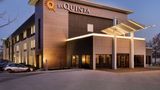 <b>La Quinta Inn & Suites by Wyndham Exterior</b>. Images powered by <a href="https://iceportal.shijigroup.com/" title="IcePortal" target="_blank">IcePortal</a>.