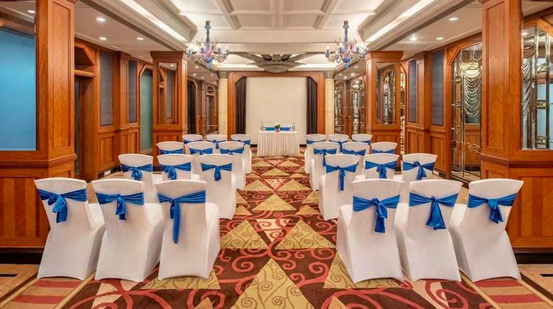 <b>Sarovar Portico Kalupur-Ahmedabad Meeting</b>. Images powered by <a href="https://iceportal.shijigroup.com/" title="IcePortal" target="_blank">IcePortal</a>.