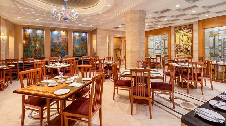<b>Sarovar Portico Kalupur-Ahmedabad Restaurant</b>. Images powered by <a href="https://iceportal.shijigroup.com/" title="IcePortal" target="_blank">IcePortal</a>.