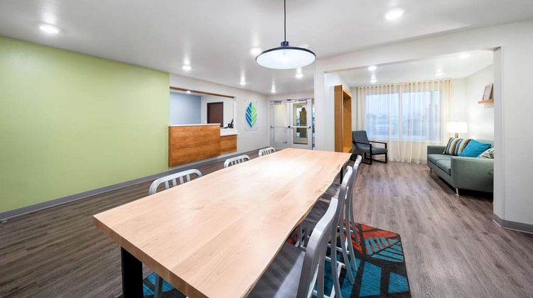 WoodSpring Suites Dallas/Plano Lobby