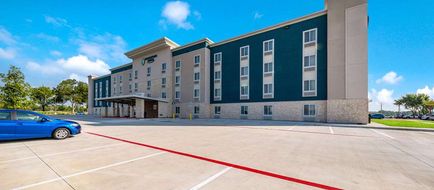WoodSpring Suites Dallas/Plano Exterior