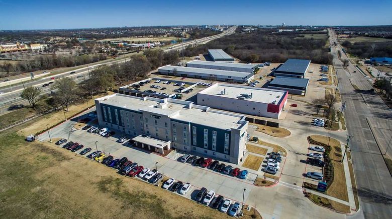 <b>WoodSpring Suites Dallas/Plano Exterior</b>. Images powered by <a href="https://iceportal.shijigroup.com/" title="IcePortal" target="_blank">IcePortal</a>.