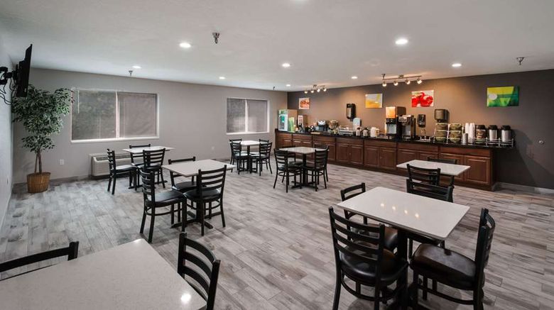 <b>Quality Inn Midvale Salt Lake City South Restaurant</b>. Images powered by <a href="https://iceportal.shijigroup.com/" title="IcePortal" target="_blank">IcePortal</a>.