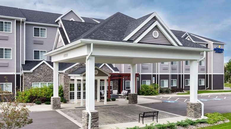 <b>Microtel Inn Suites by Wyndham Exterior</b>. Images powered by <a href="https://iceportal.shijigroup.com/" title="IcePortal" target="_blank">IcePortal</a>.