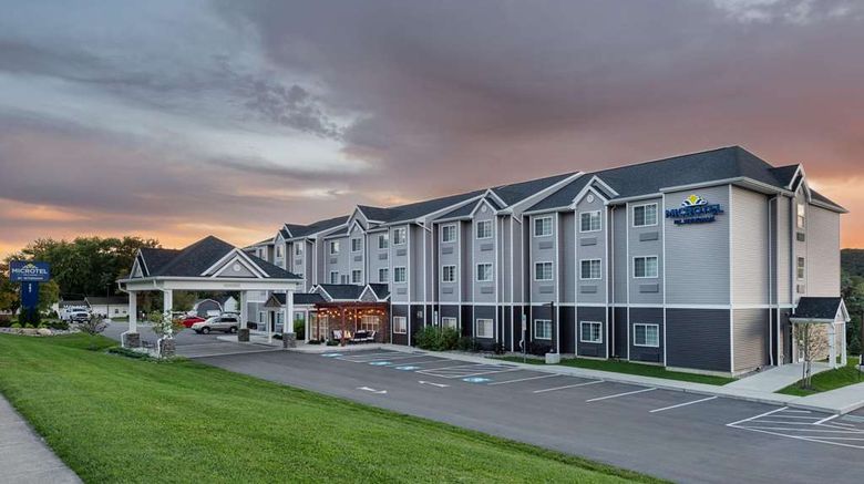 <b>Microtel Inn Suites by Wyndham Exterior</b>. Images powered by <a href="https://iceportal.shijigroup.com/" title="IcePortal" target="_blank">IcePortal</a>.