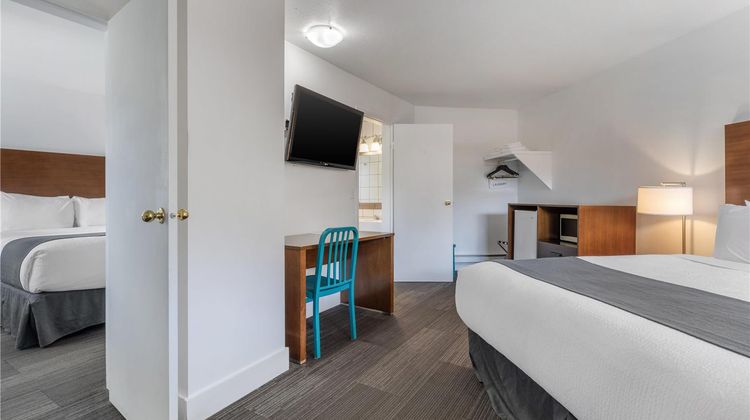 Stoke Hotel, SureStay Collection By BW Room