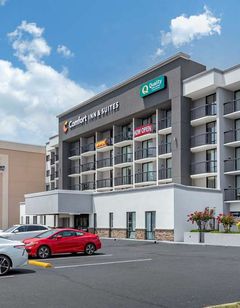 Comfort Inn & Suites