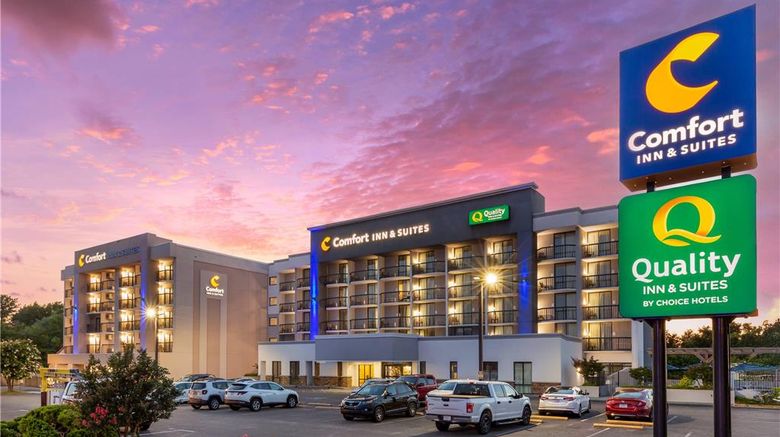 <b>Quality Inn & Suites Exterior</b>. Images powered by <a href="https://iceportal.shijigroup.com/" title="IcePortal" target="_blank">IcePortal</a>.