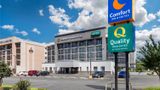 Quality Inn & Suites Exterior