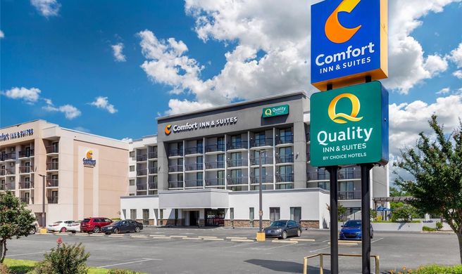 Quality Inn & Suites Exterior