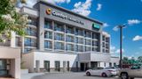 Quality Inn & Suites Exterior