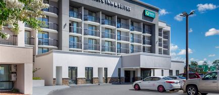 Quality Inn & Suites Exterior