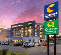 Quality Inn & Suites Exterior