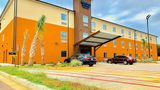 Days Inn & Suites by Wyndham Horn Lake Exterior