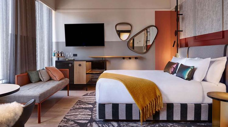QT Auckland Room