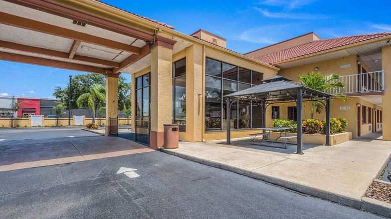 <b>Rodeway Inn Port Richey Exterior</b>. Images powered by <a href="https://iceportal.shijigroup.com/" title="IcePortal" target="_blank">IcePortal</a>.