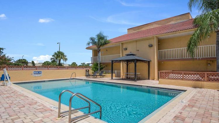 Rodeway Inn Port Richey Pool