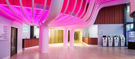 Atrium Hotel Heathrow Lobby