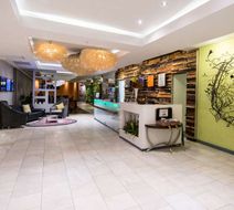 Hotel Verde Cape Town Airport Lobby