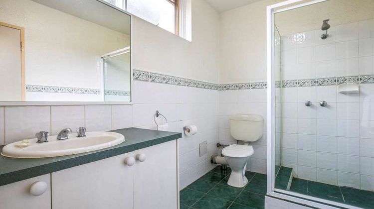Mulgrave Court Motor Inn Room
