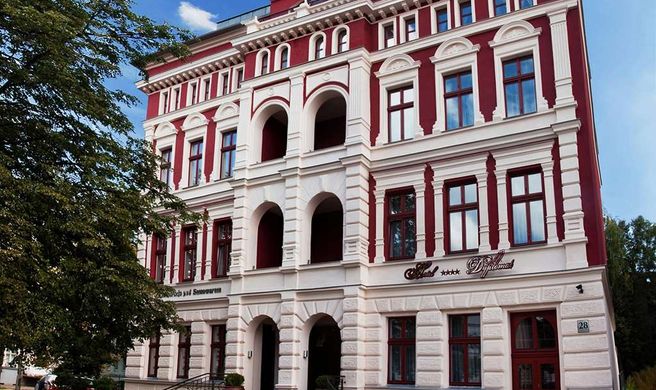 Hotel Dyplomat Exterior
