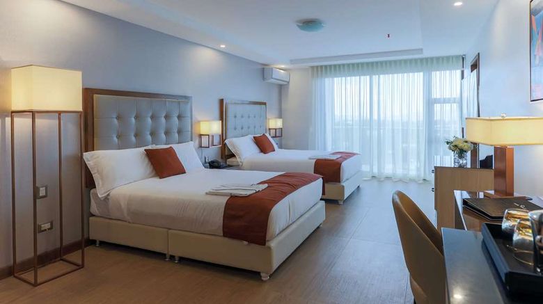 <b>Hotel Vista Quince Room</b>. Images powered by <a href="https://iceportal.shijigroup.com/" title="IcePortal" target="_blank">IcePortal</a>.