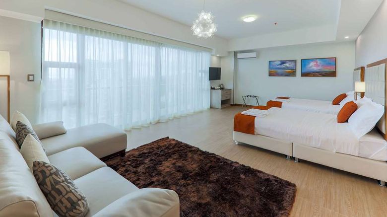 <b>Hotel Vista Quince Room</b>. Images powered by <a href="https://iceportal.shijigroup.com/" title="IcePortal" target="_blank">IcePortal</a>.