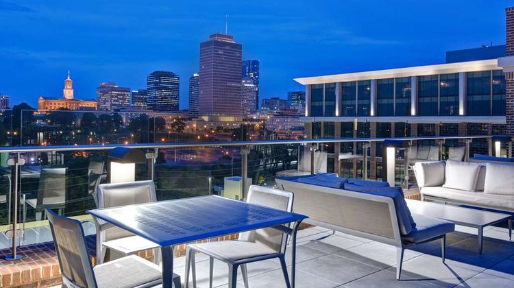 Hampton Inn & Stes Downtown Capitol View Exterior