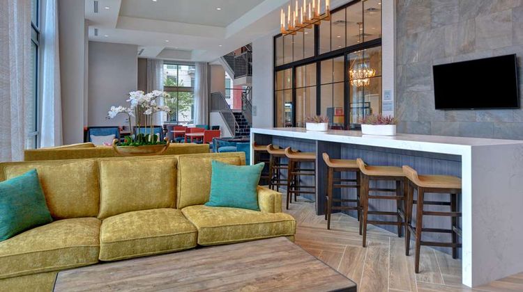 Hampton Inn & Stes Downtown Capitol View Restaurant