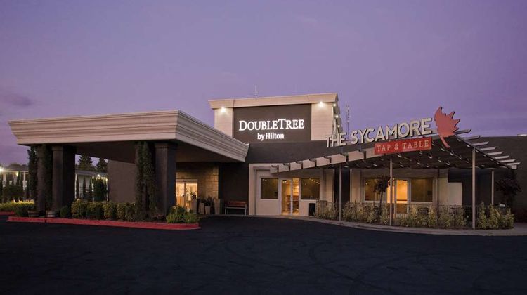 DoubleTree by Hilton Chico Exterior