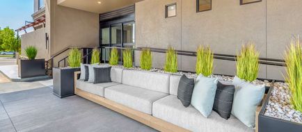 DoubleTree by Hilton Denver Cherry Creek Exterior