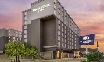 DoubleTree by Hilton Denver Cherry Creek