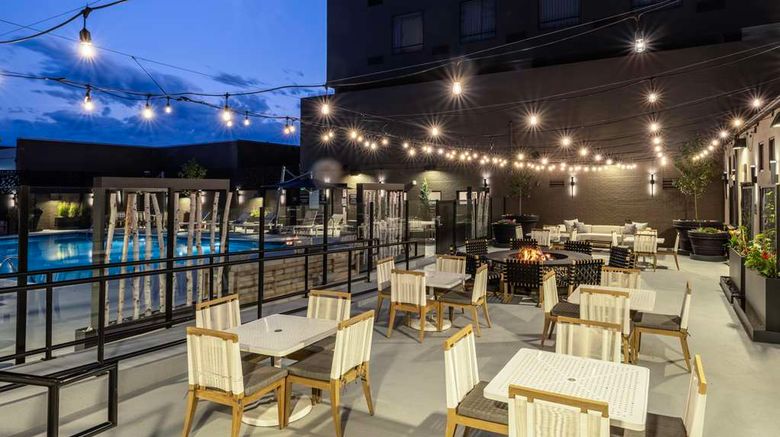 <b>DoubleTree by Hilton Denver Cherry Creek Exterior</b>. Images powered by <a href="https://iceportal.shijigroup.com/" title="IcePortal" target="_blank">IcePortal</a>.