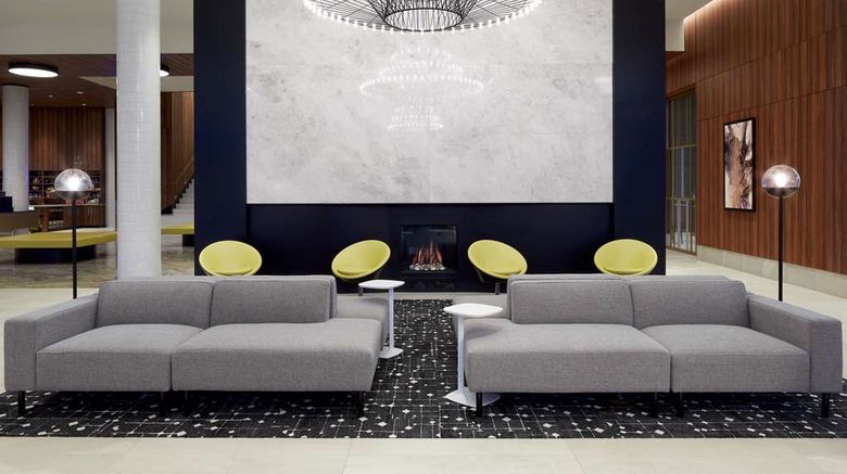 <b>Homewood Stes by Hilton Montreal Midtown Lobby</b>. Images powered by <a href="https://iceportal.shijigroup.com/" title="IcePortal" target="_blank">IcePortal</a>.