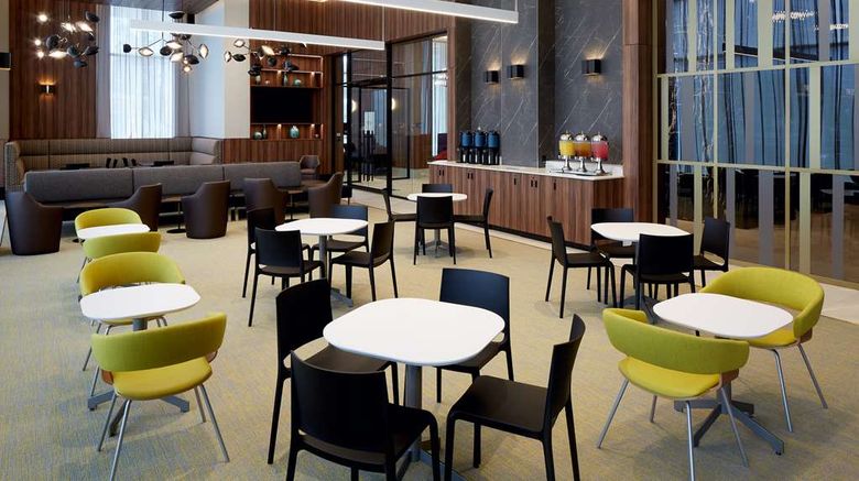 <b>Homewood Stes by Hilton Montreal Midtown Restaurant</b>. Images powered by <a href="https://iceportal.shijigroup.com/" title="IcePortal" target="_blank">IcePortal</a>.
