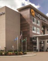 La Quinta Inn & Suites by Wyndham