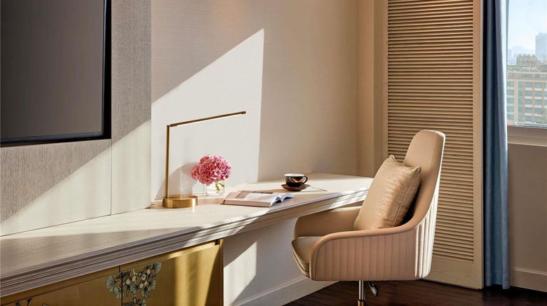 <b>Moevenpick Hotel Hanoi Room</b>. Images powered by <a href="https://iceportal.shijigroup.com/" title="IcePortal" target="_blank">IcePortal</a>.
