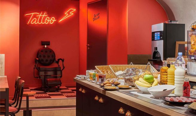 Ibis Styles Paris Magenta Exterior