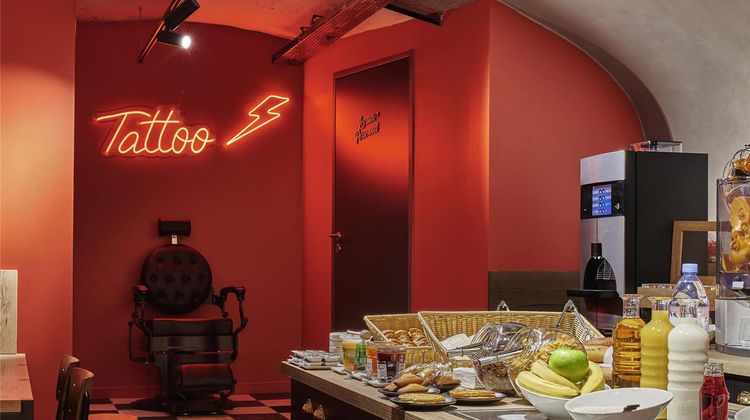 Ibis Styles Paris Magenta Restaurant